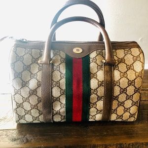 AUTHENTIC 1980’s Gucci Top Handle Bag.